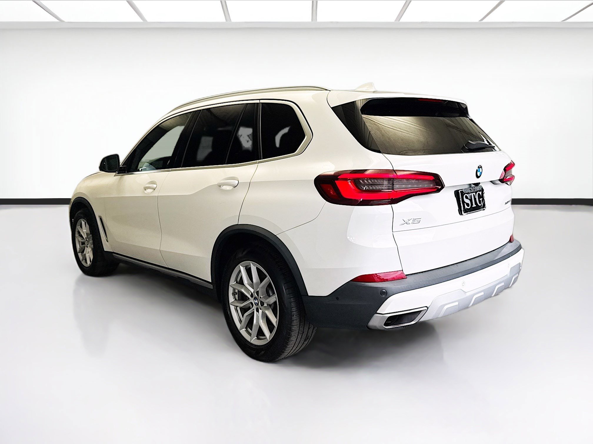 Used 2020 BMW X5 xDrive40i w/ Parking Assistance Package image 6