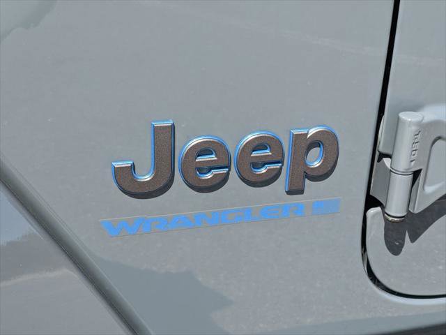 Certified 2025 Jeep Wrangler Unlimited Sahara AWD/4WD image 24