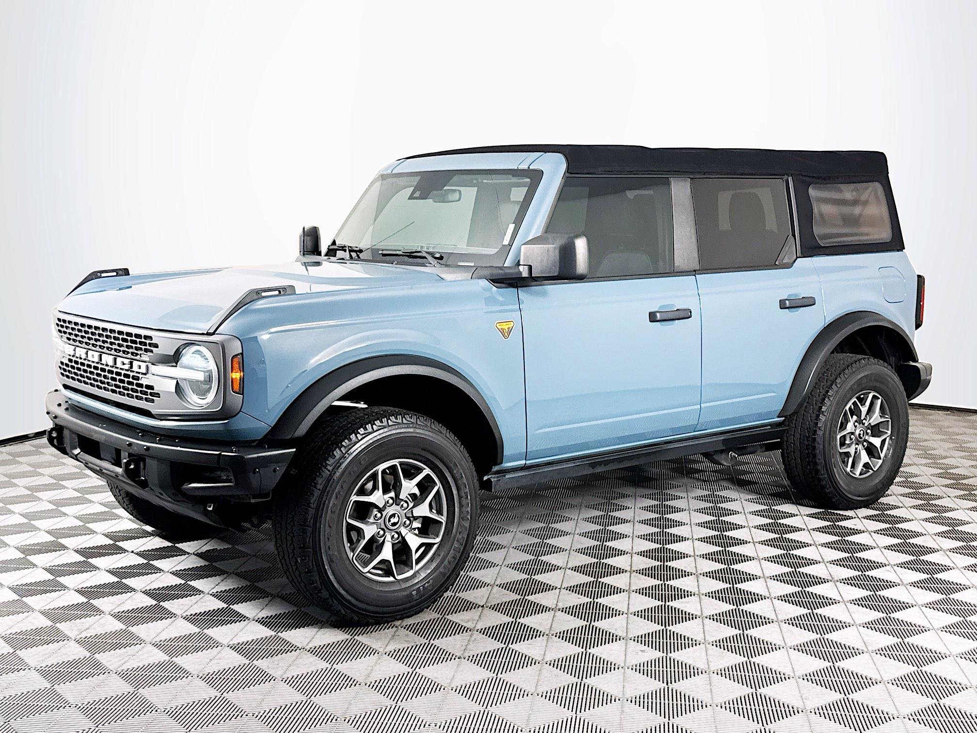Used 2021 Ford Bronco Badlands AWD/4WD image 4