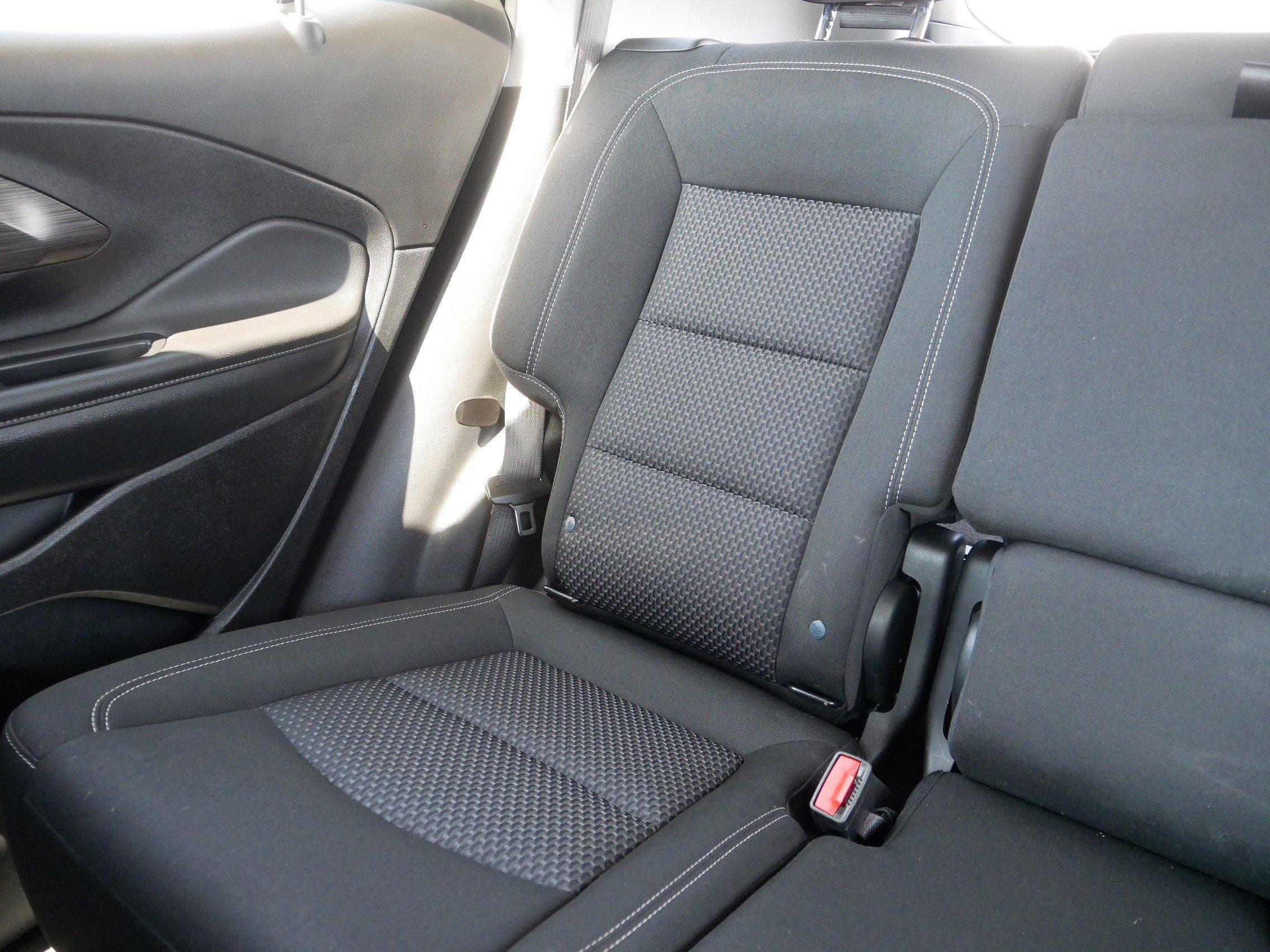 Used 2023 GMC Terrain SLE w/ Driver Convenience Package AWD/4WD image 12