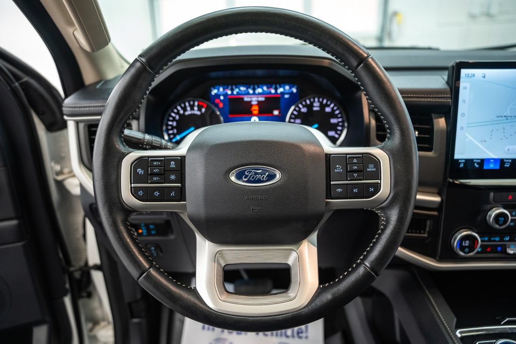 Used 2022 Ford Expedition XLT AWD/4WD image 33