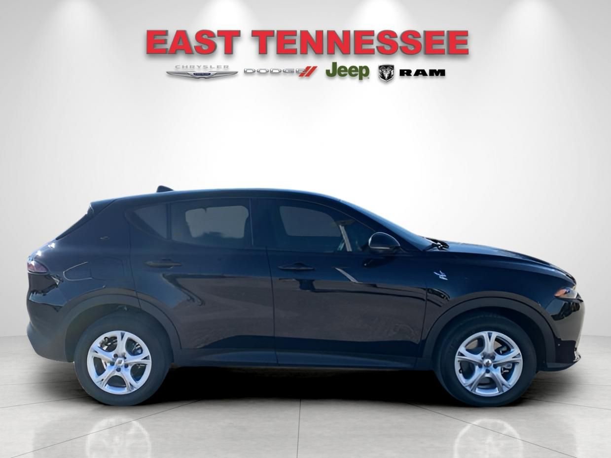 New 2025 Dodge Hornet GT w/ Tech Pack image 2