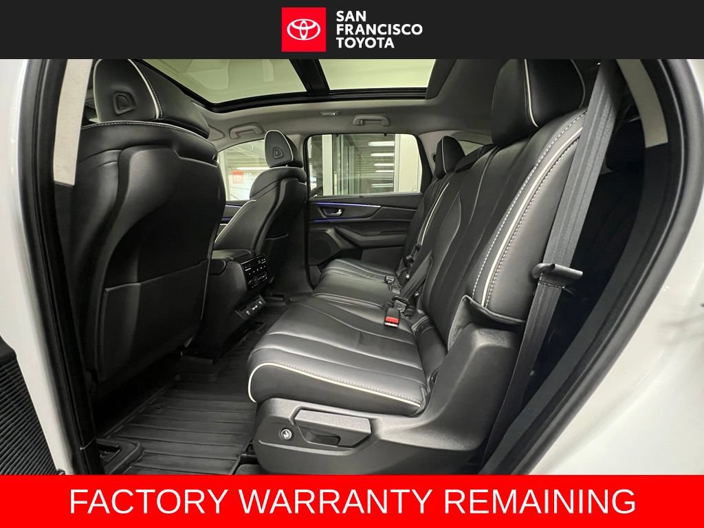 Used 2024 Acura MDX w/ Advance Package AWD/4WD image 15