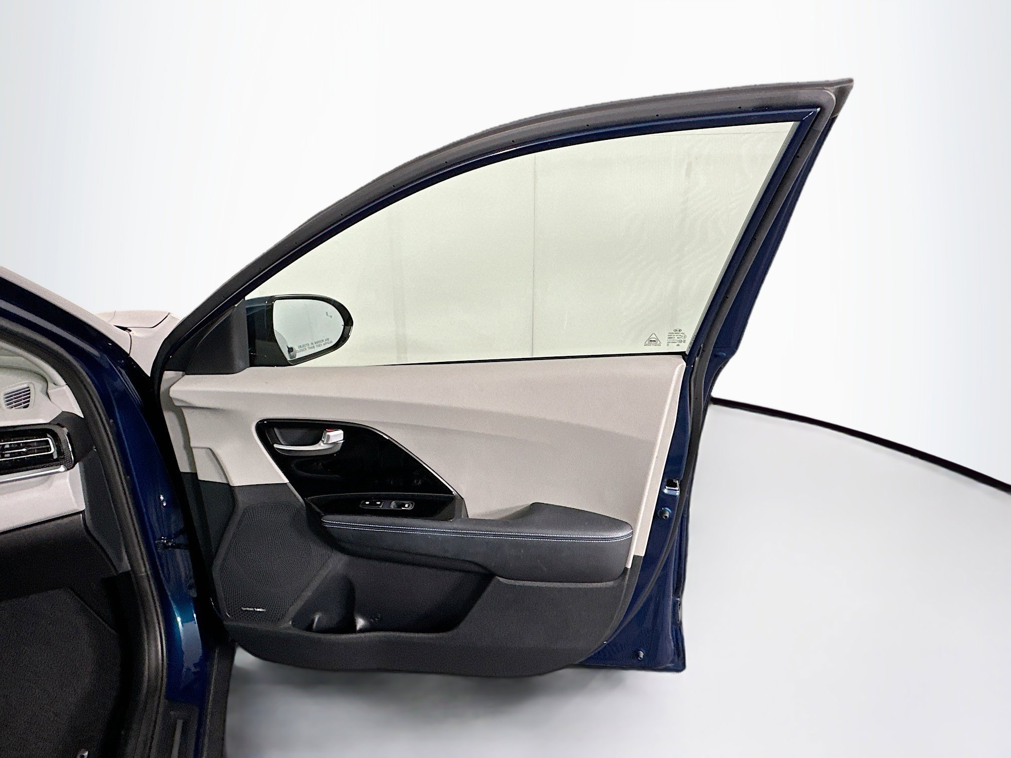 Used 2021 Kia Niro EX Premium image 33