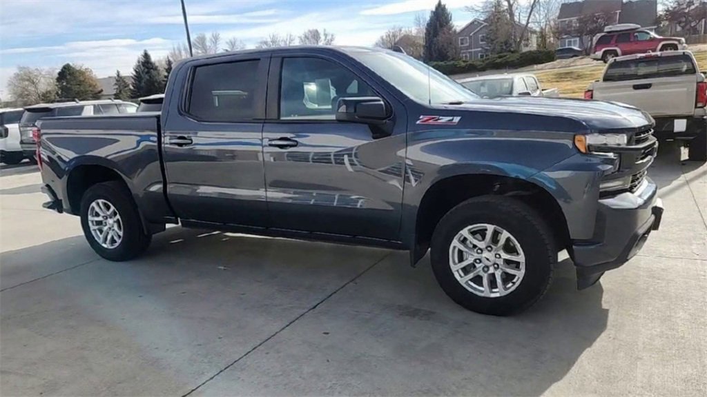Used 2021 Chevrolet Silverado 1500 RST image 3