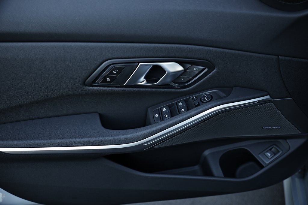 New 2026 BMW 330i Sedan w/ M Sport Package image 15