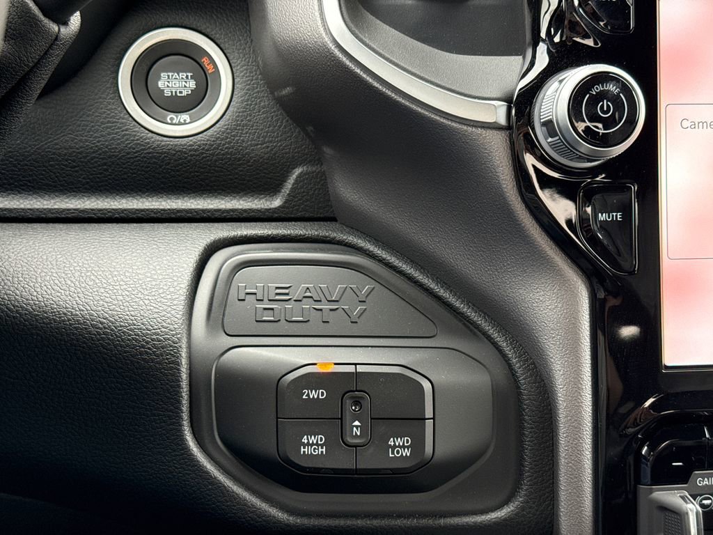 New 2026 RAM 2500 Big Horn AWD/4WD image 26