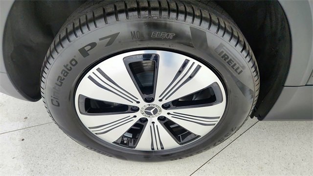 Used 2024 Mercedes-Benz EQB 250+ w/ Driver Assistance Package image 58