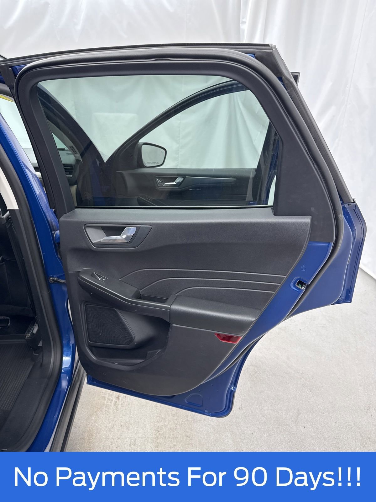 Certified 2022 Ford Escape Titanium w/ Class II Trailer Tow Package image 37