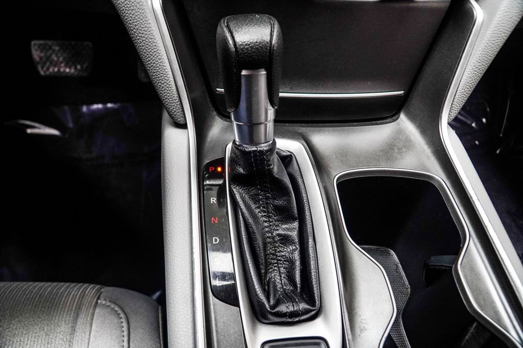 Used 2019 Honda Accord EX image 18
