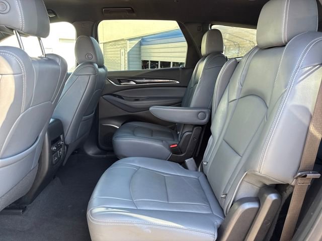 Used 2024 Buick Enclave Premium image 11