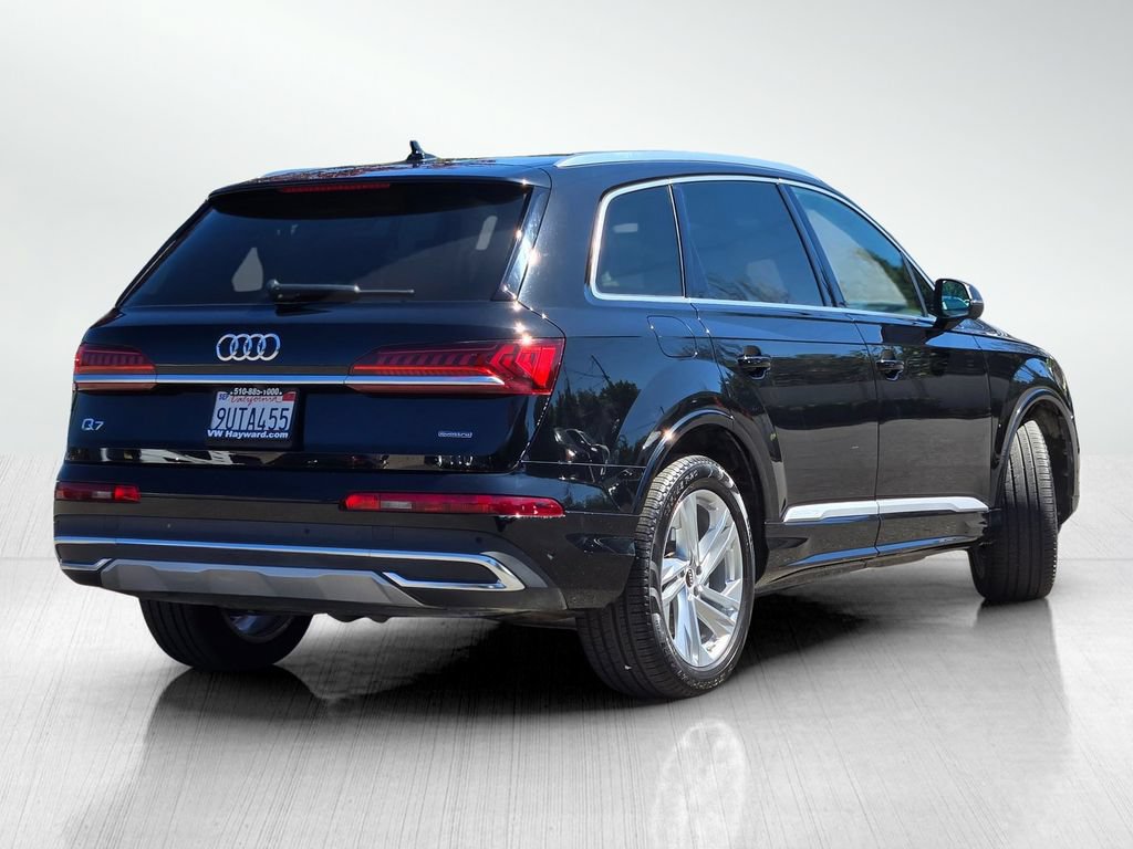 Used 2023 Audi Q7 3.0T Premium Plus w/ Premium Plus Package AWD/4WD image 5