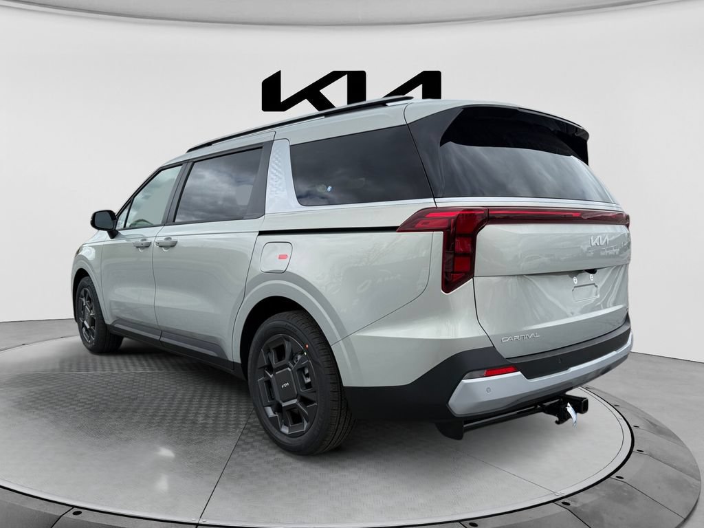 New 2026 Kia Carnival EX FWD image 3