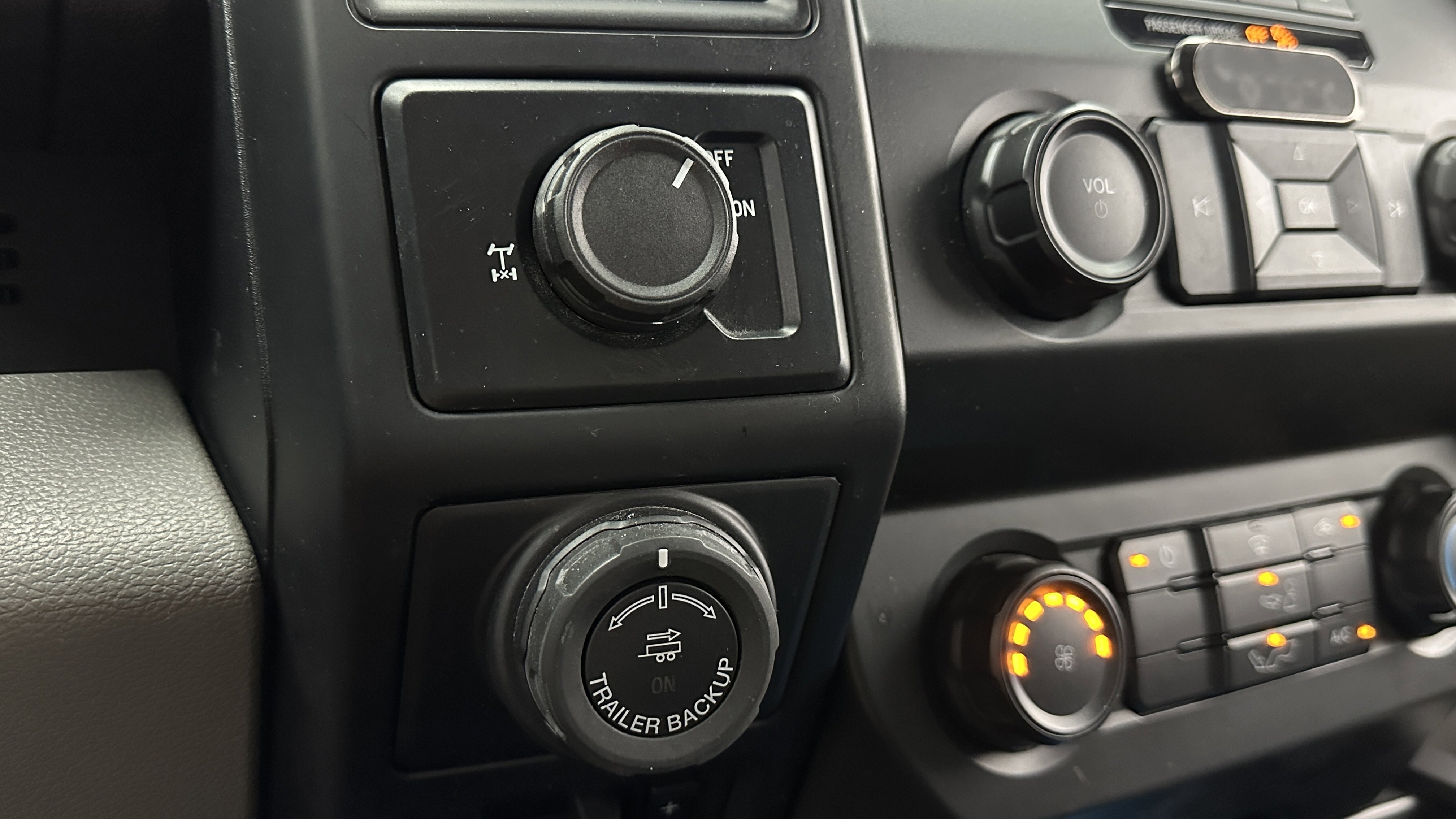 Used 2020 Ford F150 XL w/ Equipment Group 101A Mid image 16