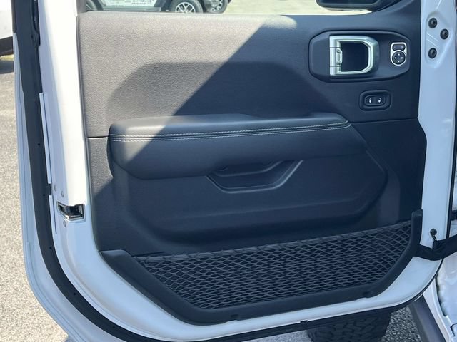 Used 2021 Jeep Wrangler Unlimited Rubicon AWD/4WD image 14