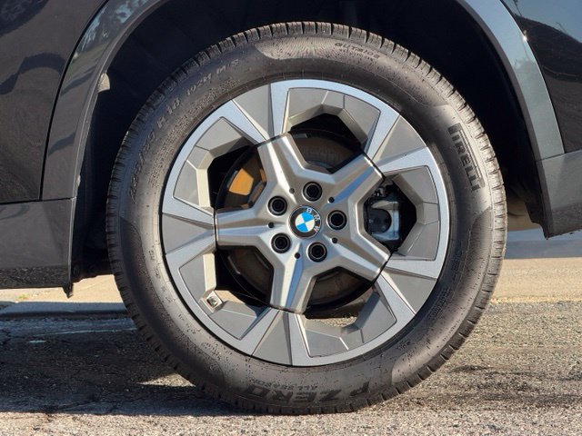 Used 2026 BMW X1 xDrive28i w/ Convenience Package AWD/4WD image 3