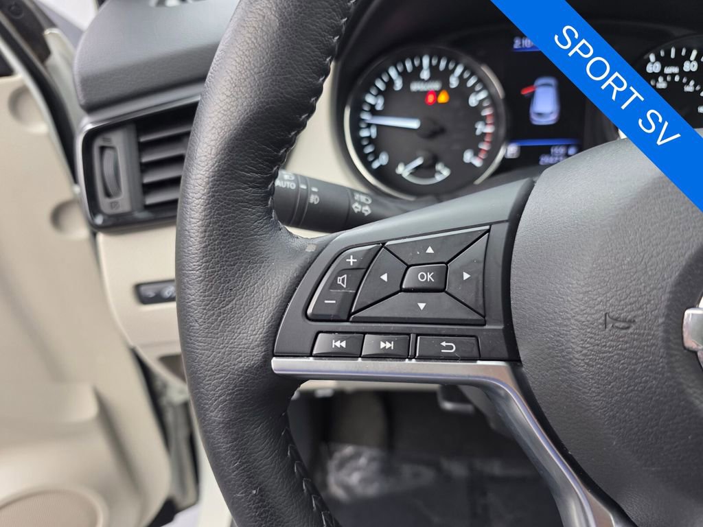Used 2020 Nissan Rogue Sport SV w/ Technology Package image 18