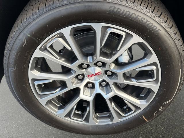 New 2026 GMC Yukon XL Denali w/ Denali Reserve Package image 10