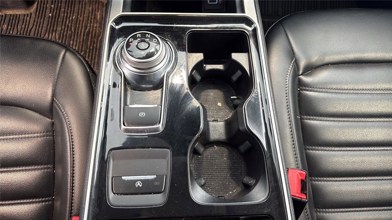 Used 2020 Ford Edge SEL w/ Convenience Package image 22