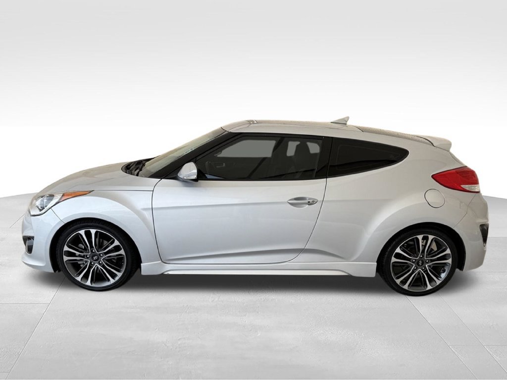 Used 2016 Hyundai Veloster Turbo FWD image 7