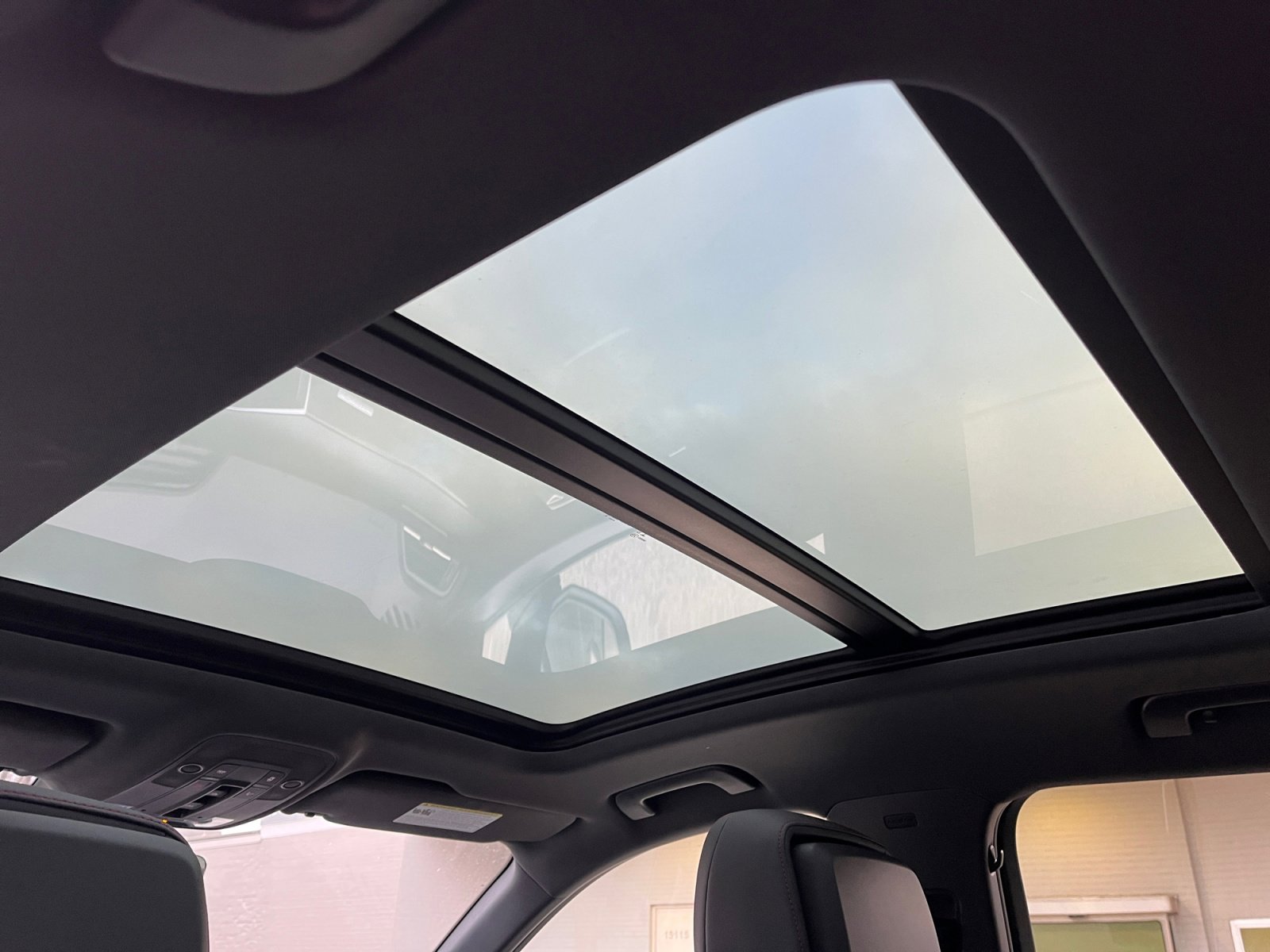 Used 2025 Audi Q3 2.0T Premium Plus image 19