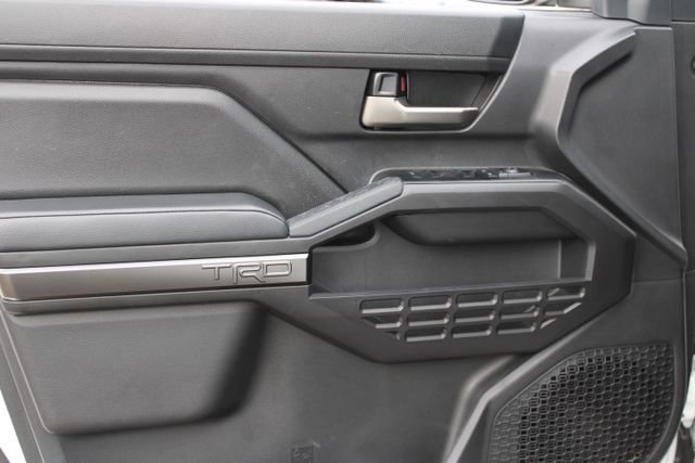 Used 2025 Toyota Tacoma TRD Sport image 16