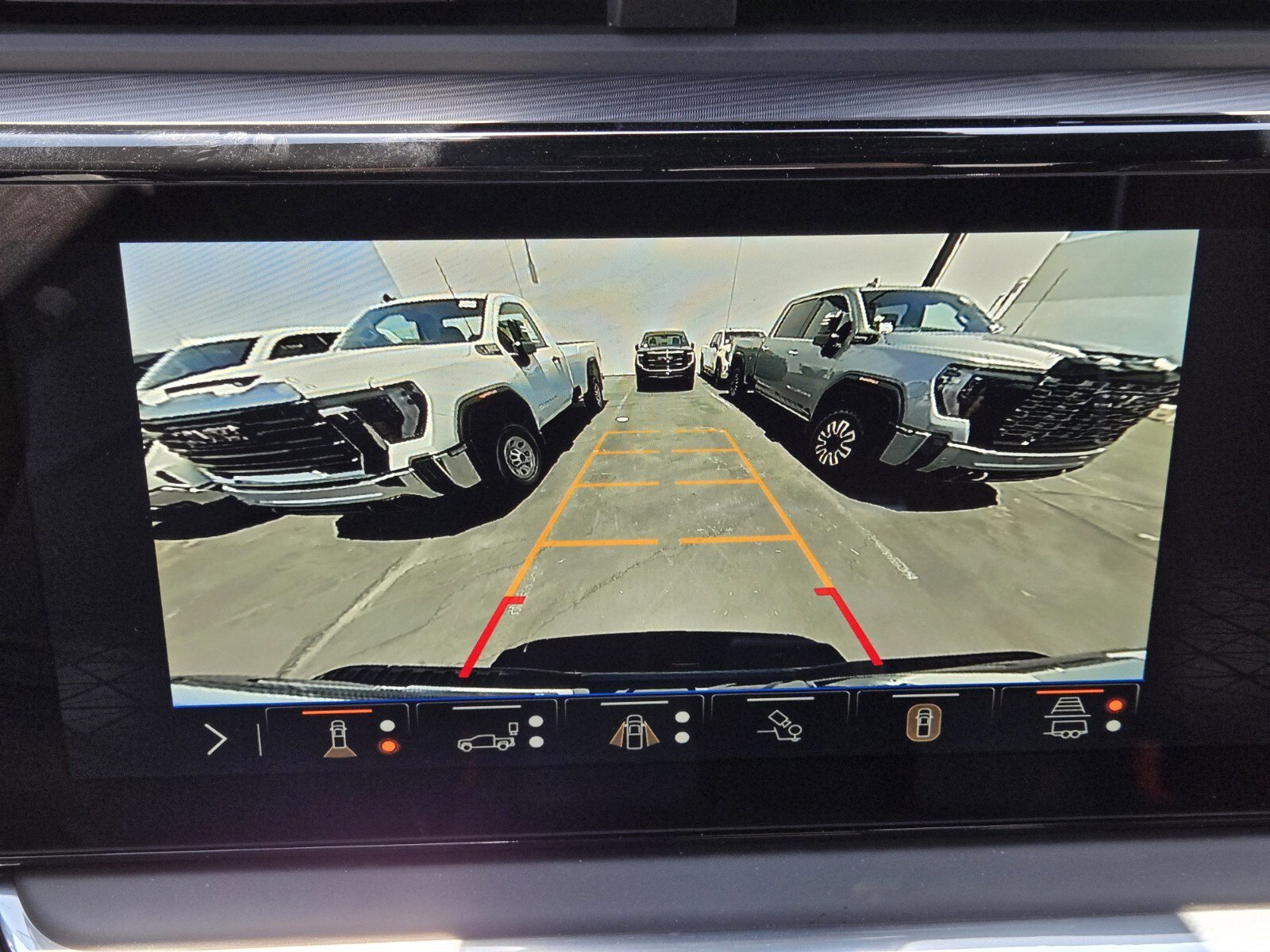 New 2025 GMC Sierra 2500 Denali Ultimate w/ Max Trailering Package image 13