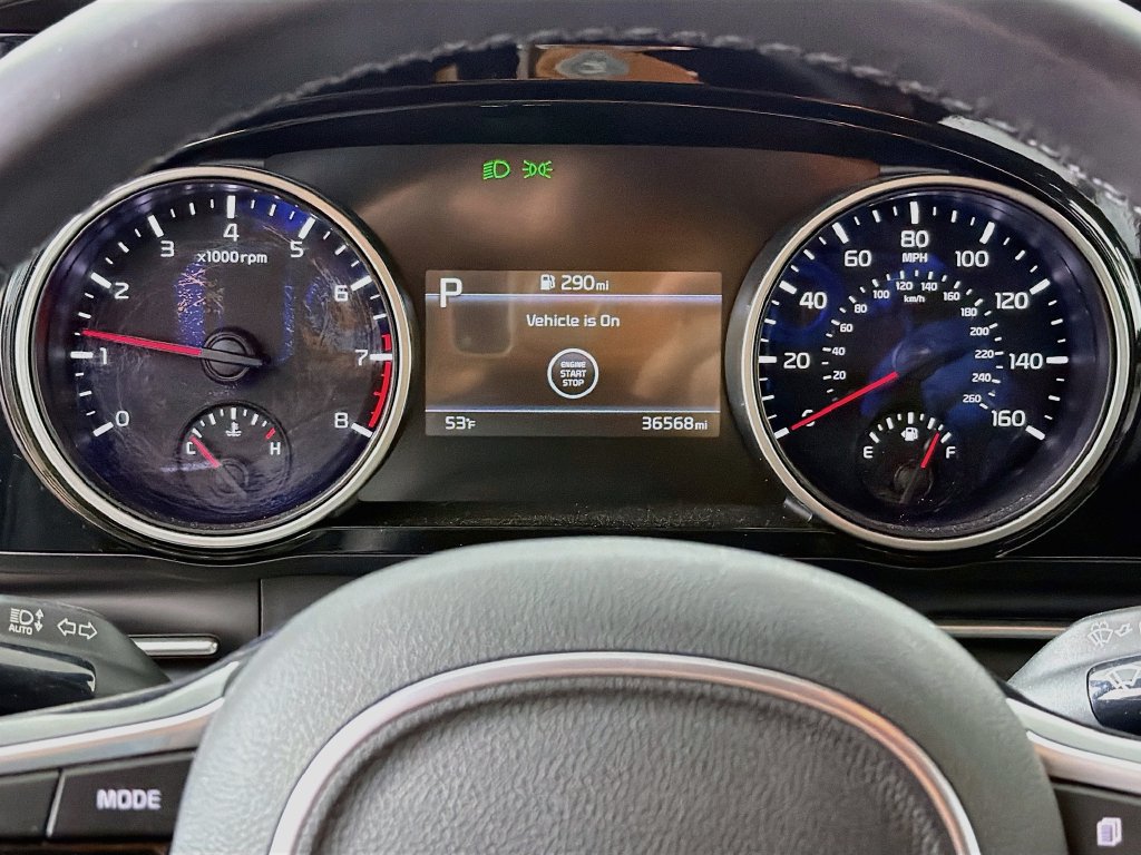 Certified 2024 Kia Carnival EX FWD image 12