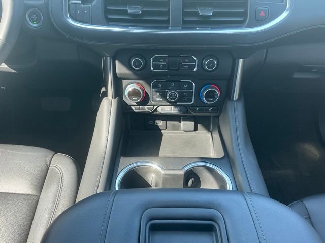 Used 2023 Chevrolet Tahoe LT w/ LT Signature Plus Package AWD/4WD image 28