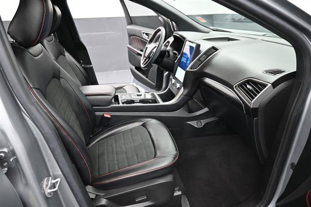 Used 2024 Ford Edge ST-Line AWD/4WD image 20