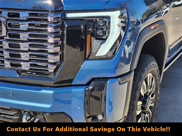 New 2026 GMC Sierra 2500 Denali Ultimate w/ LPO, Black Badging Package image 6