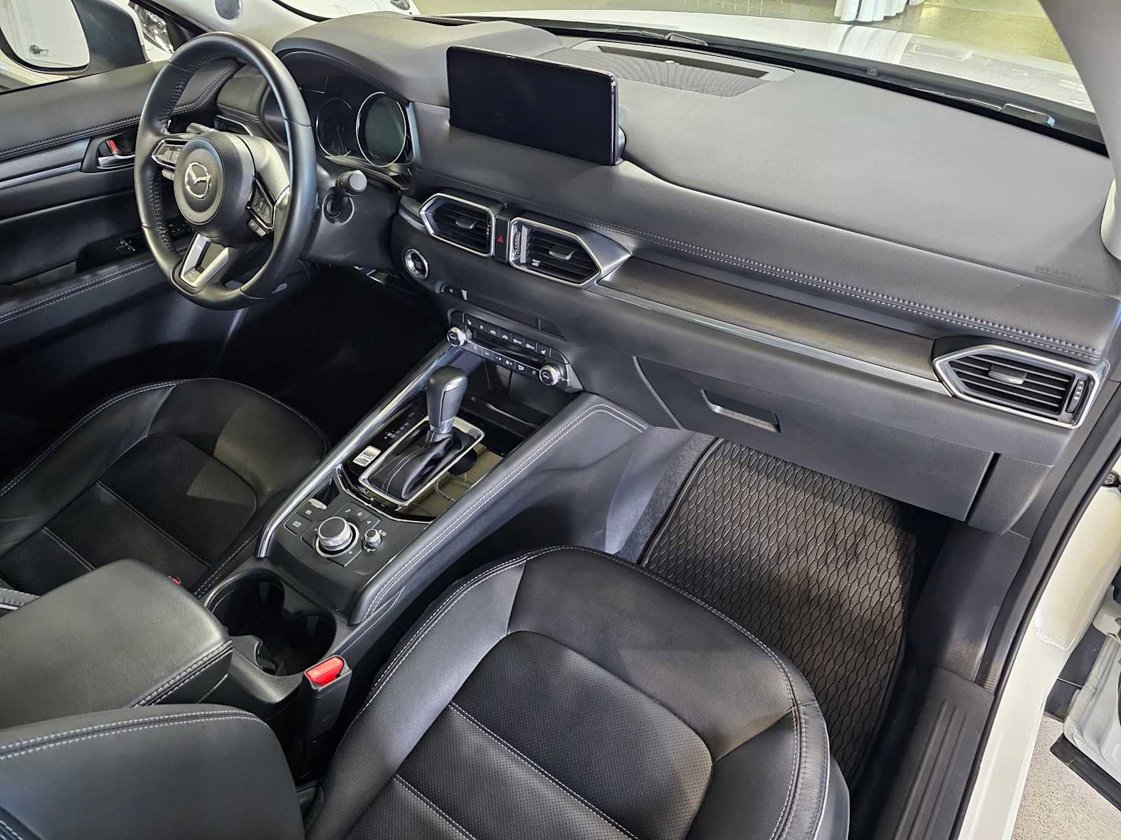 Used 2024 MAZDA CX-5 AWD 2.5 S w/ Premium Plus Pkg image 11
