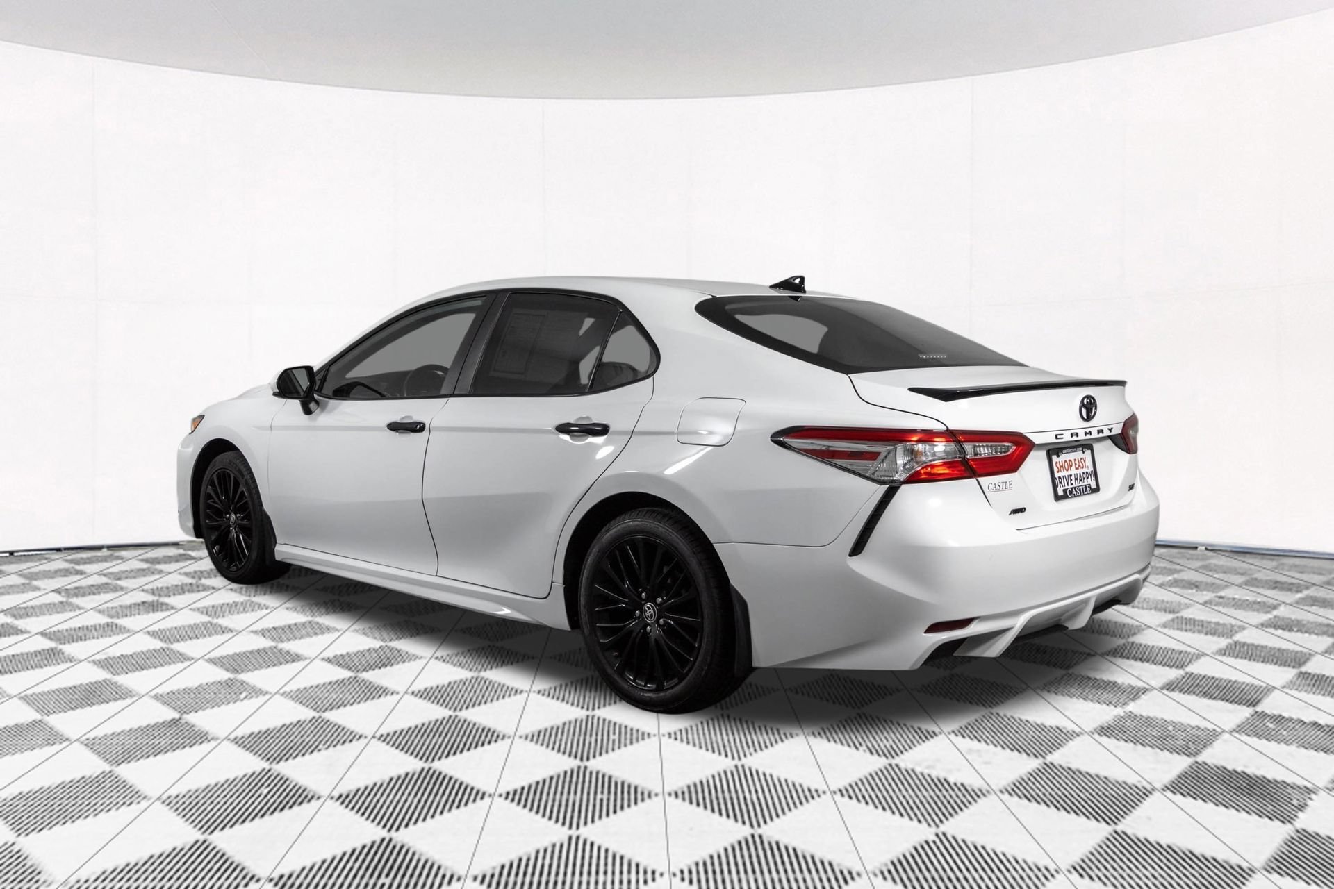 Used 2020 Toyota Camry SE AWD/4WD image 16