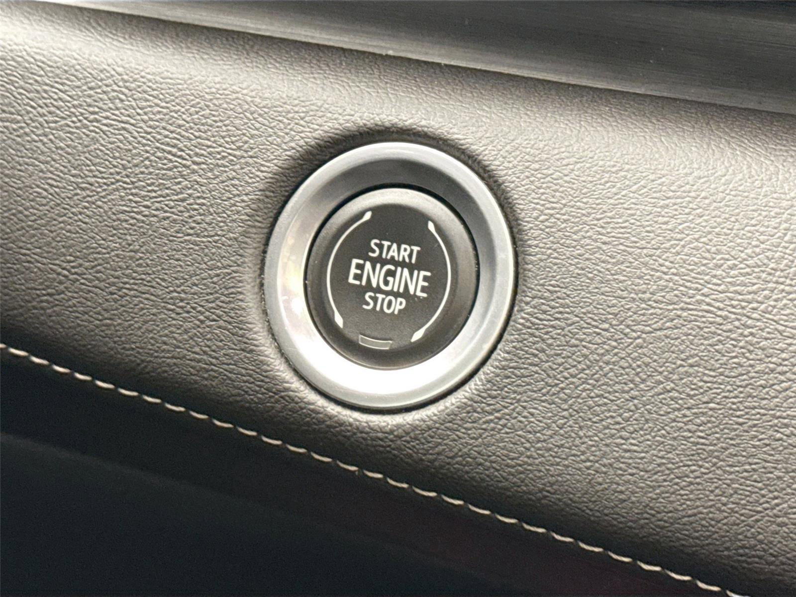 Used 2022 Cadillac Escalade Sport w/ Touring Package image 20