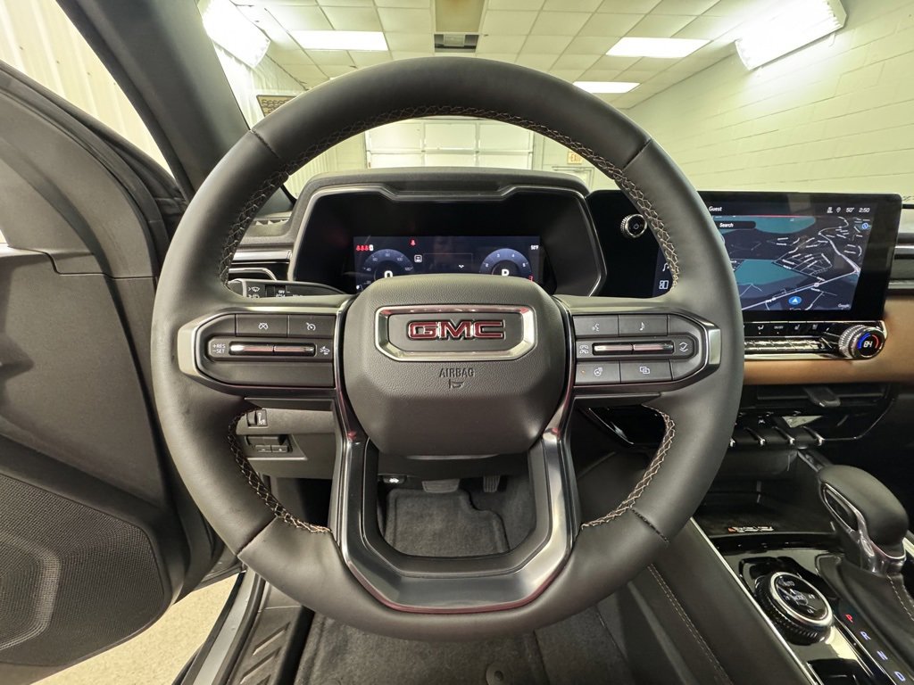 New 2025 GMC Canyon AT4 w/ Nightfall Edition image 32