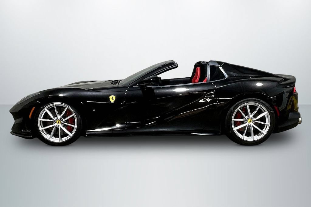 Used 2023 Ferrari 812 GTS RWD image 8