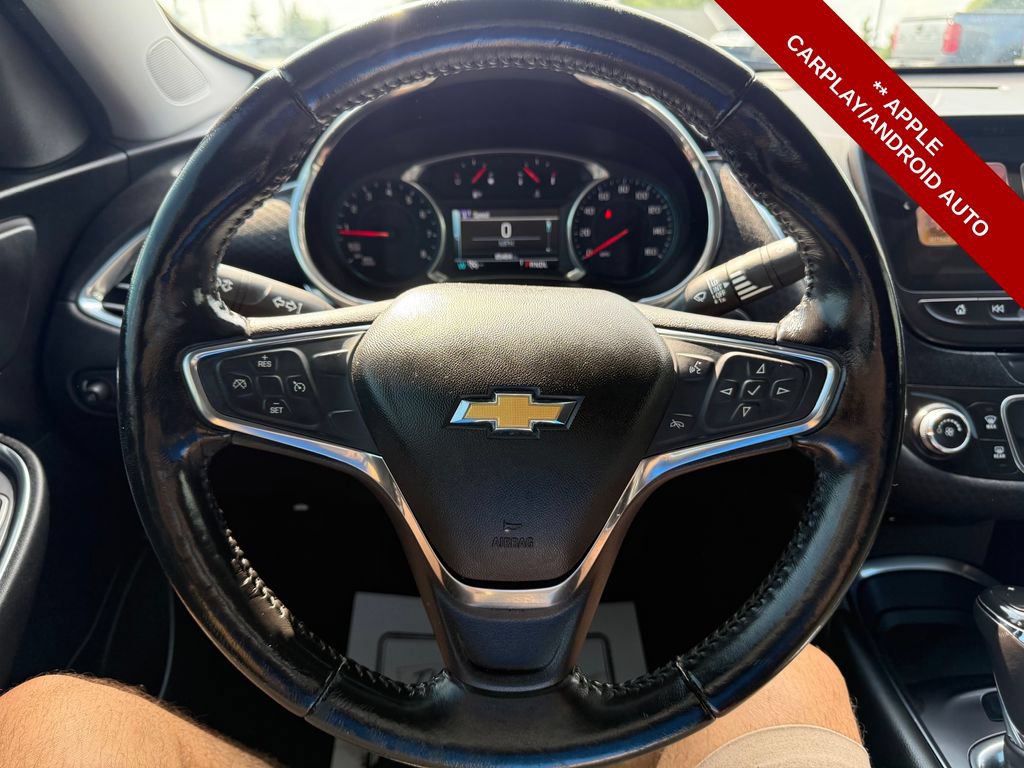 Used 2018 Chevrolet Malibu LT FWD image 16