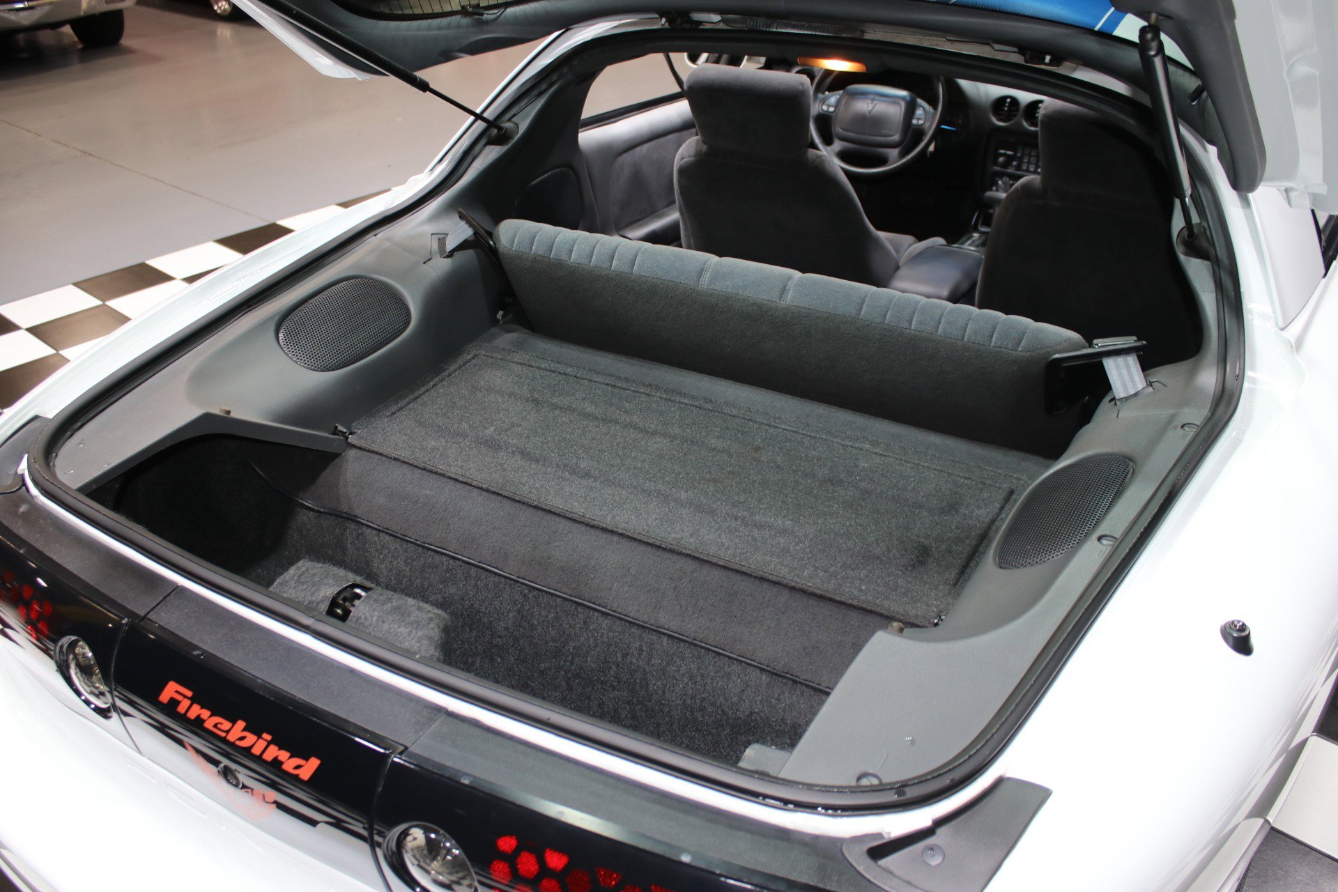 Used 1999 Pontiac Firebird Formula w/ Opt Pkg RWD image 5