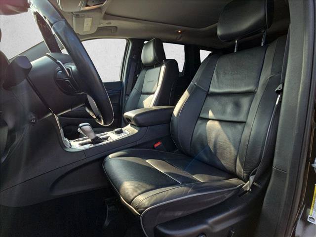 Used 2019 Jeep Grand Cherokee Summit w/ Platinum Series Group AWD/4WD image 16