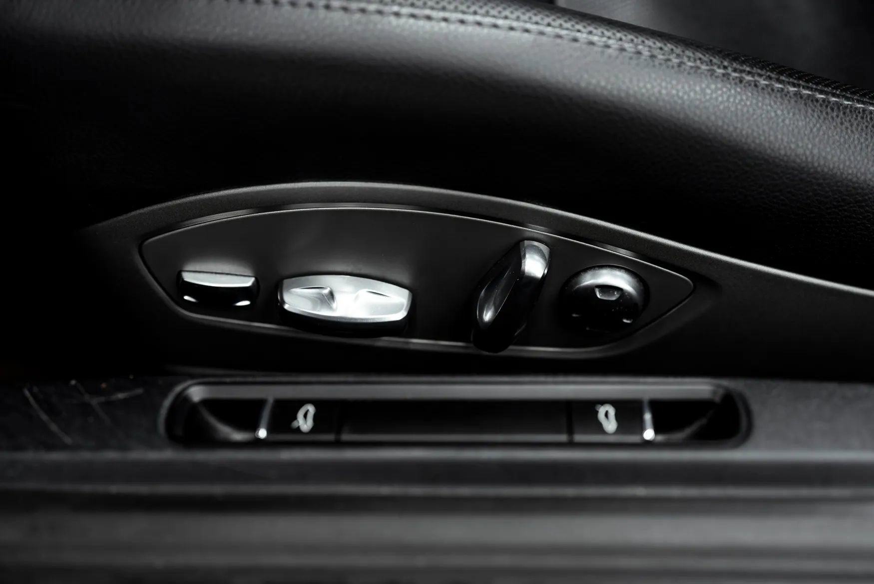 Used 2014 Porsche 911 Carrera image 23