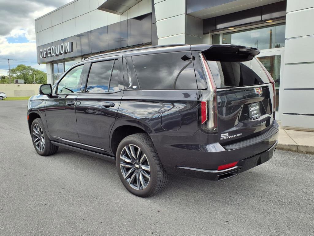 Used 2024 Cadillac Escalade Sport Platinum w/ Heavy-Duty Trailer Package image 7