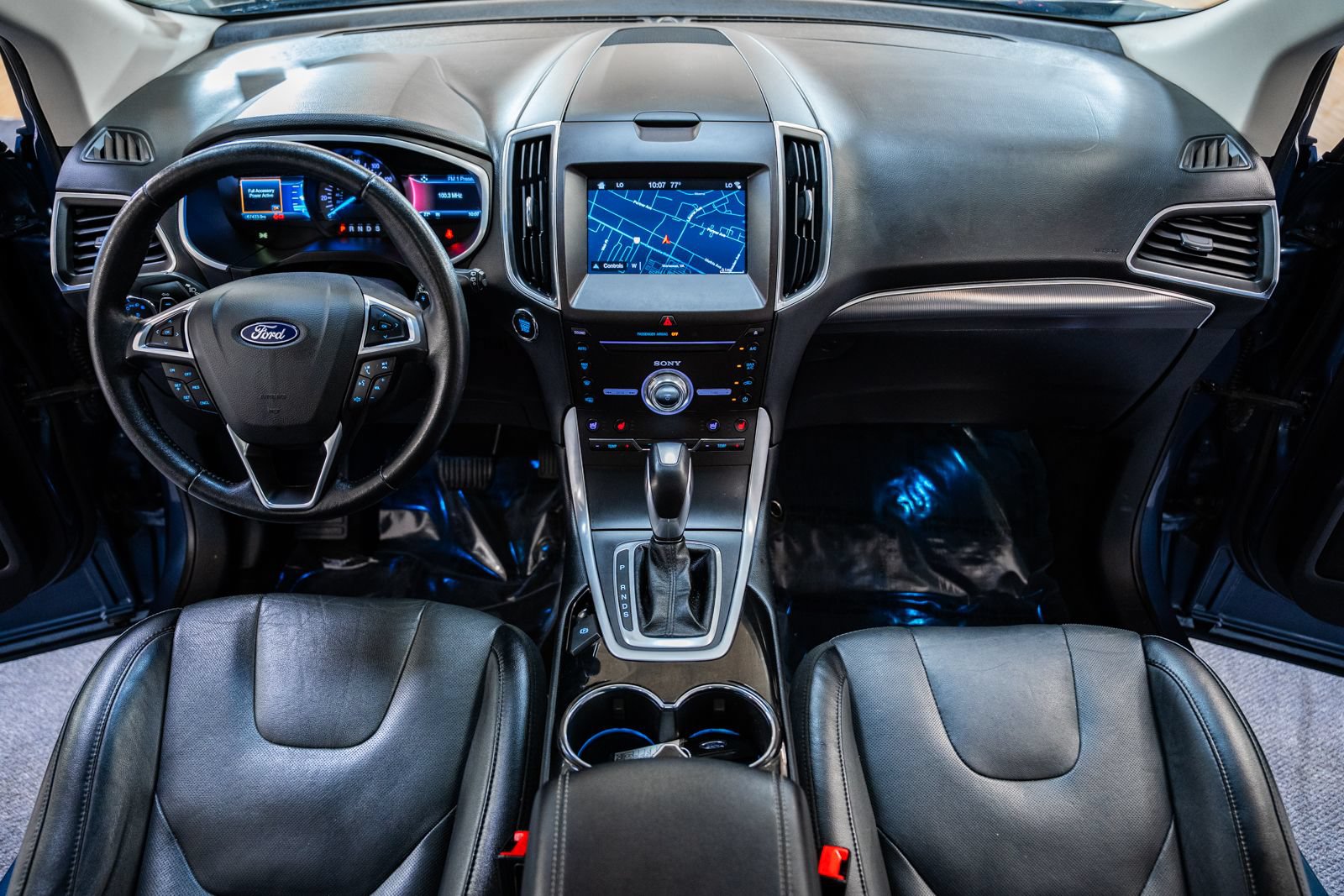 Used 2018 Ford Edge Titanium w/ Equipment Group 301A AWD/4WD image 19