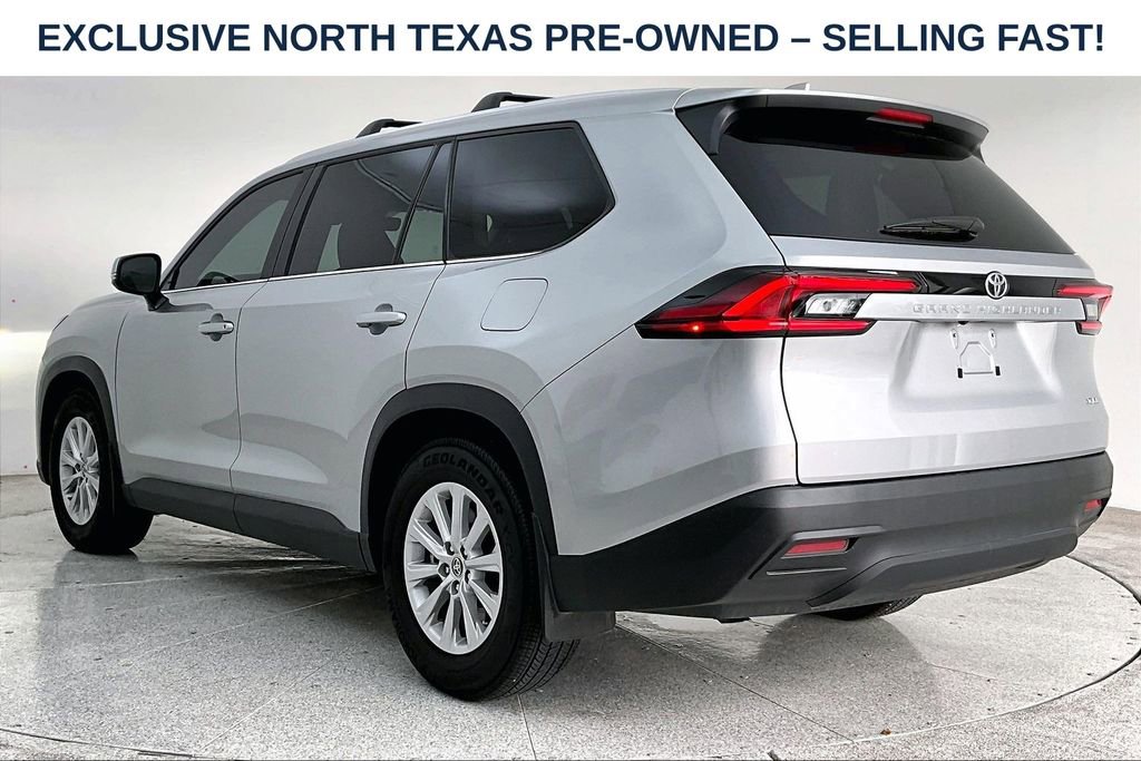 Used 2025 Toyota Grand Highlander FWD image 16