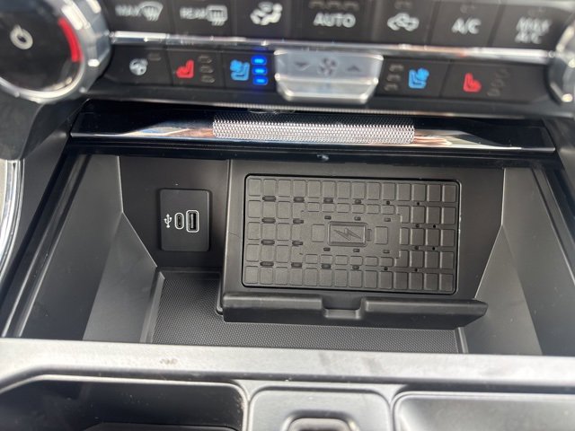 New 2025 Ford F150 Lariat w/ Equipment Group 502A High image 39