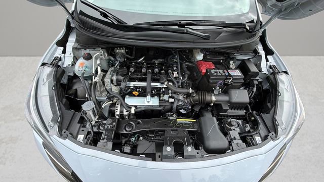 Used 2025 Nissan Versa SR w/ Trunk Package FWD image 32