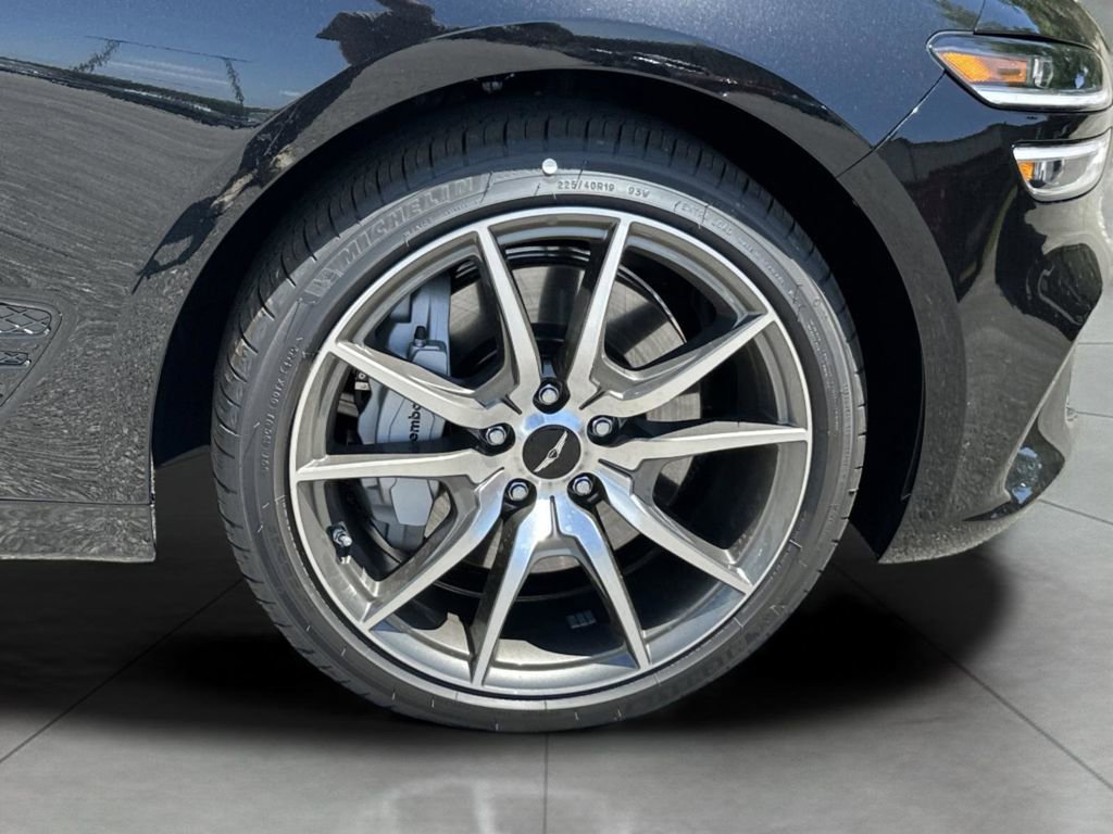New 2026 Genesis G70 2.5T Prestige RWD image 7