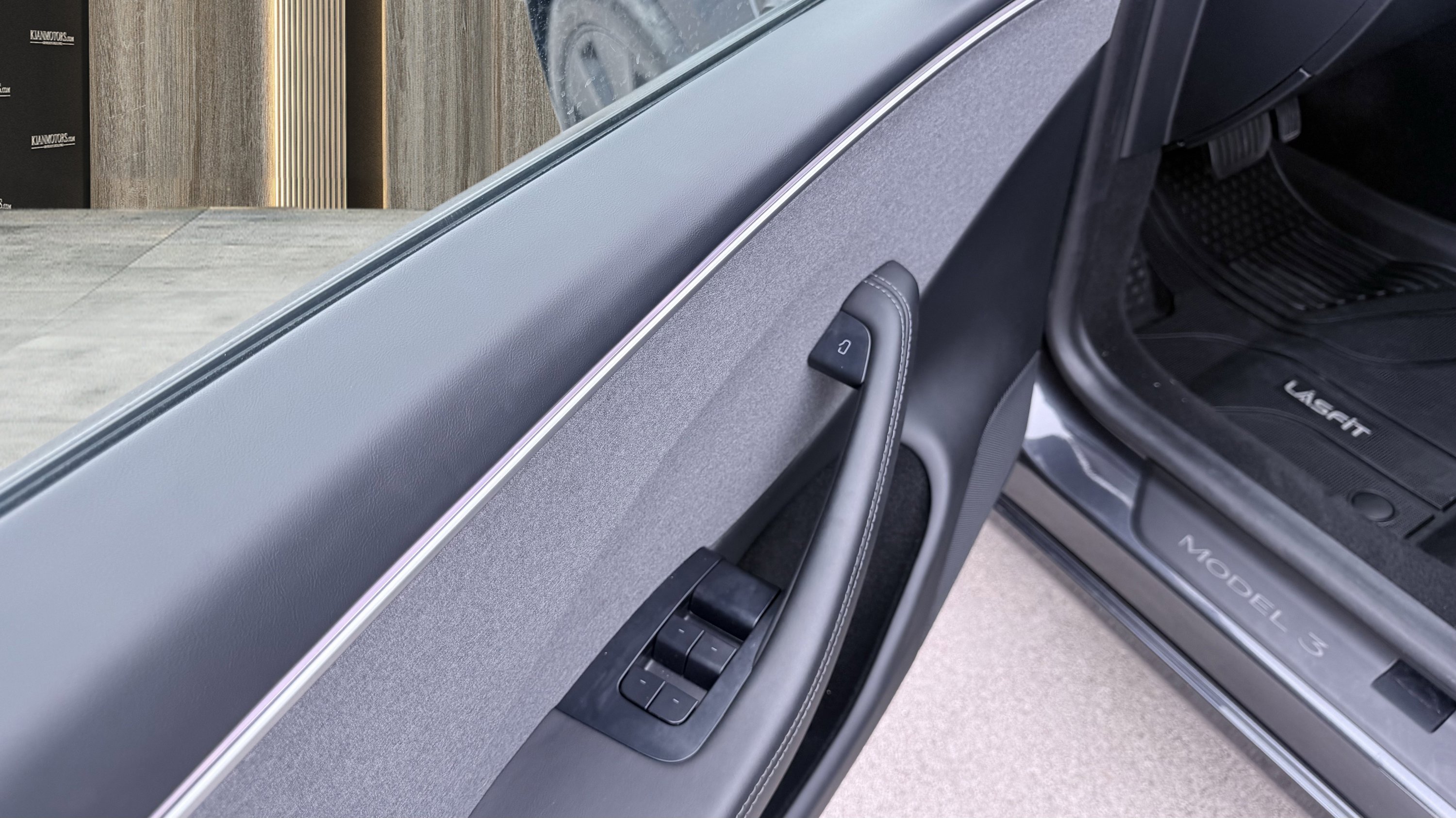 Used 2024 Tesla Model 3 Standard Range RWD image 21