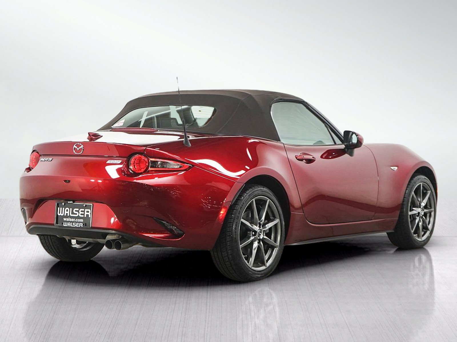 Used 2019 MAZDA MX-5 Miata Grand Touring RWD image 5