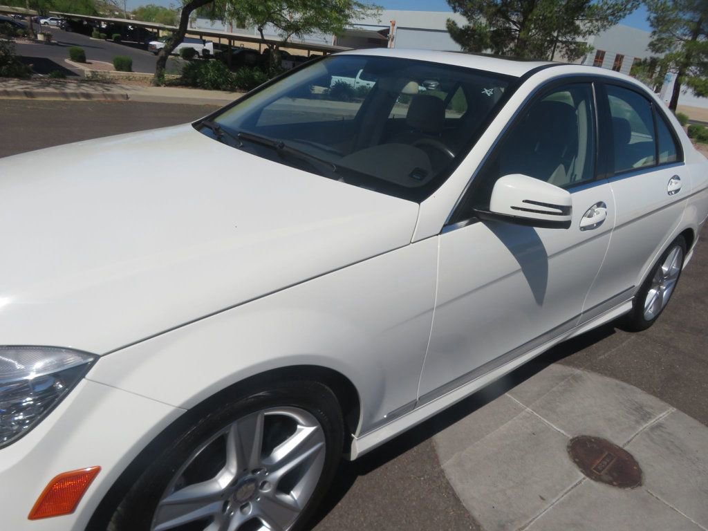 Used 2011 Mercedes-Benz C 300 Sedan image 8