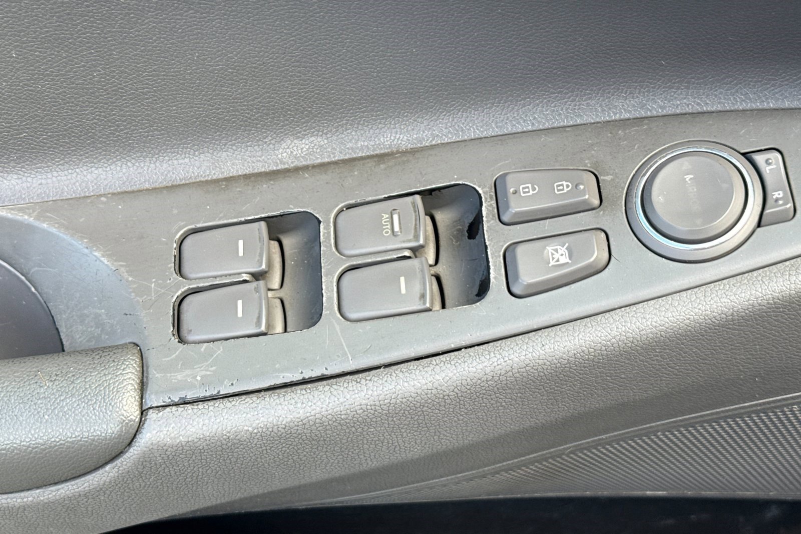 Used 2012 Hyundai Sonata GLS image 13